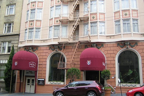 Hotel Vertigo 001